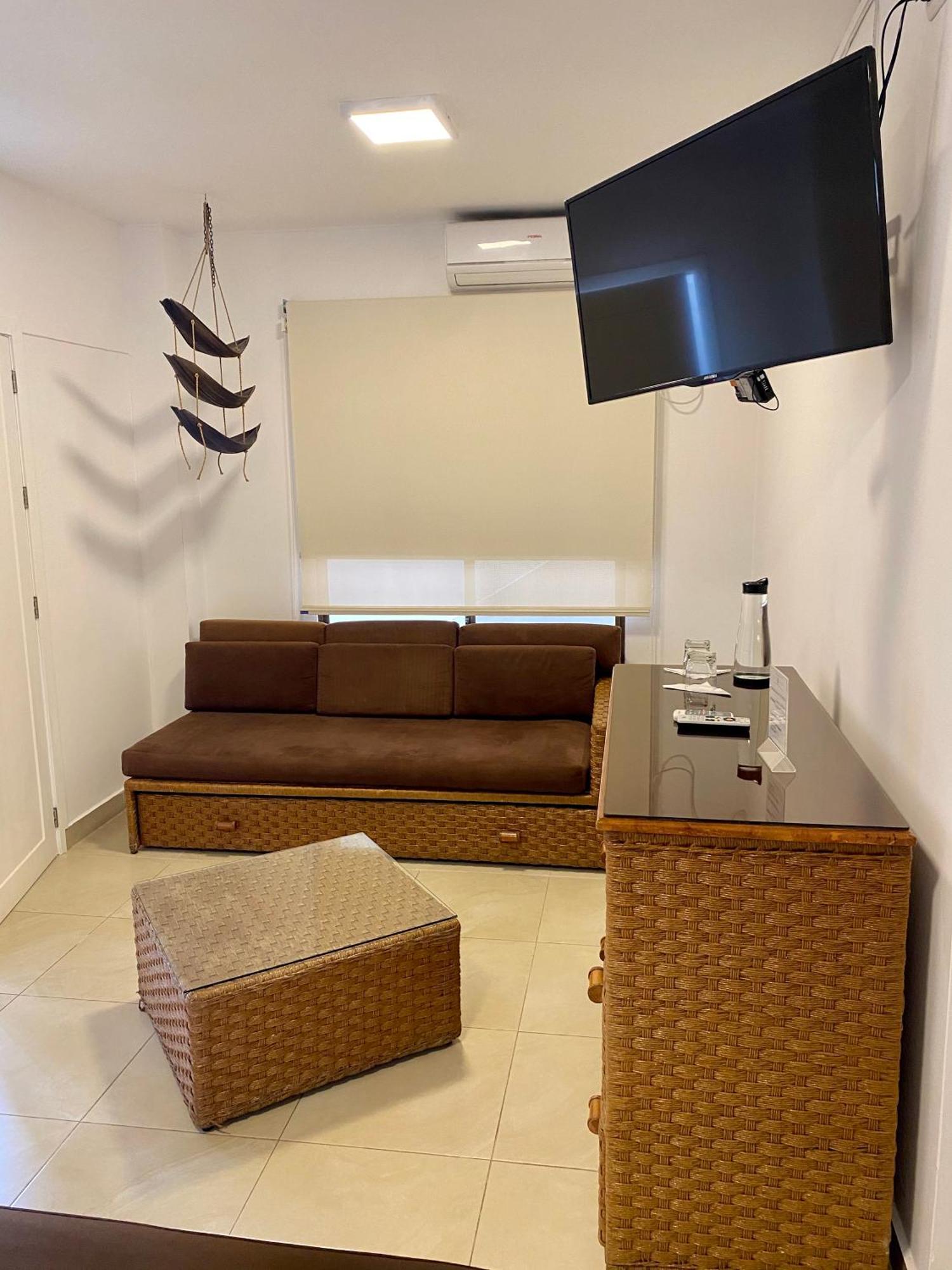 Hotel Vistalmar Manta Bilik gambar
